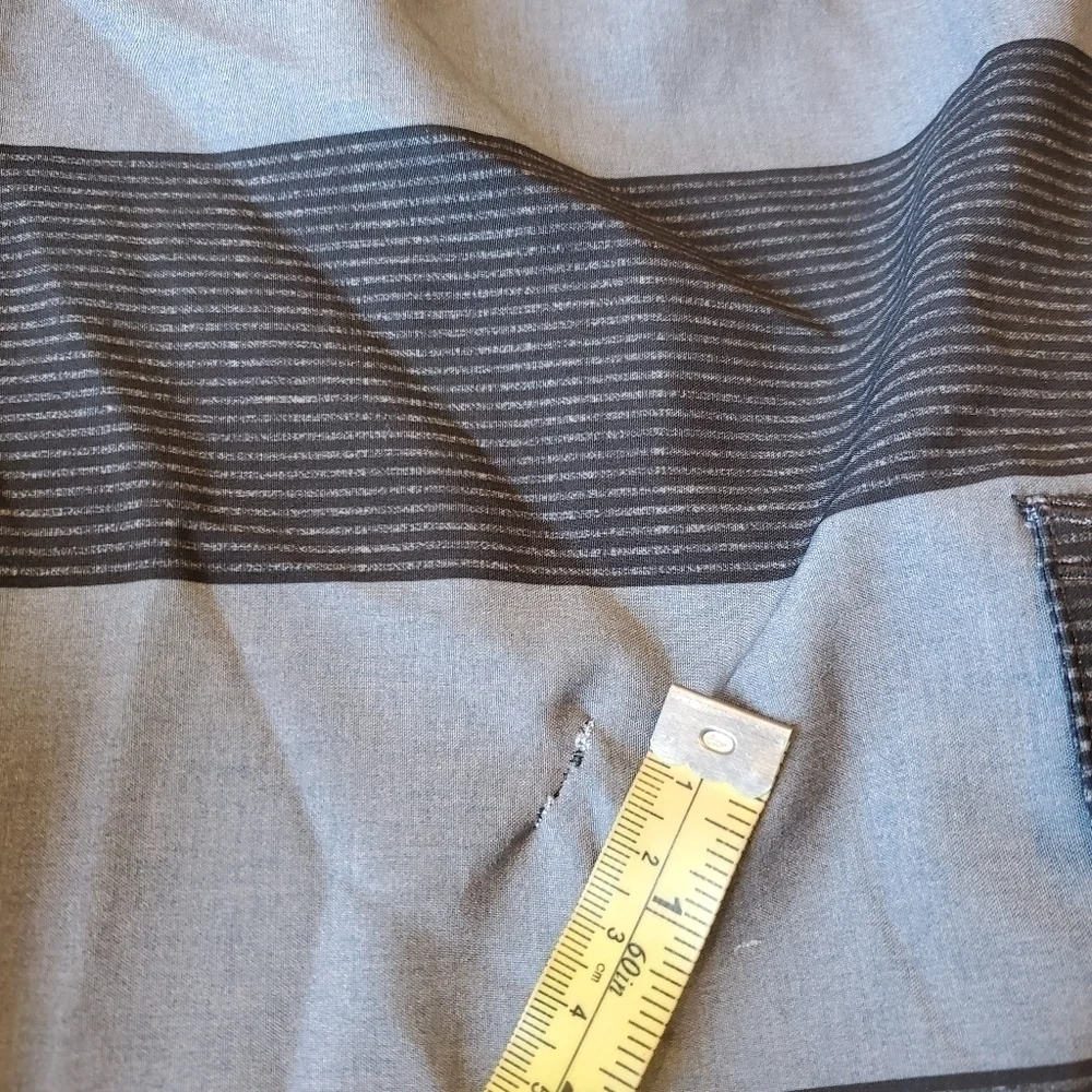 Quiksilver Highline Tijuana Scallop swim shorts…